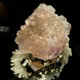 _Fluorite, Calcite, Pyrite. Peru (Author: Fiebre Verde)