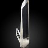 Quartz<br />McEarl Mine, Blue Springs, Garland County, Arkansas, USA<br />12,5	x	12,5	x	23,0	cm<br /> (Author: MIM Museum)