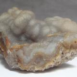 Aragonite on Quartz (variety chalcedony)<br />Jalgaon District, Maharashtra, India<br />7 x 4,5 x 3,5cm<br /> (Author: Dave van Bladel)