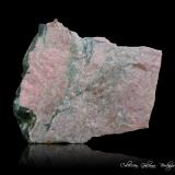 PiroxmangitaMina Serrana, El Molar, Comarca Priorat, Tarragona, Cataluña / Catalunya, España82 x 75 x 47 mm. (Autor: Rafael Galiana)
