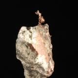 PlataTizi Mine, Bou Azzer mining district, Zagora Province, Drâa-Tafilalet Region, Morocco6 x 6 x 2 cm. aprox. (Autor: Iván Blanco (PDM))