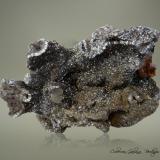Pirolusita<br />Sierra del Aljibe, Aliseda, Comarca Tajo-Salor Almonte, Cáceres, Extremadura, España<br />84 x 47 x 53 mm.<br /> (Autor: Rafael Galiana)