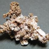 Copper and Calcite<br />Tsumeb Mine, Tsumeb, Otjikoto Region, Namibia<br />45x30mm<br /> (Author: Heimo Hellwig)