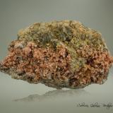 Clinoptilolita-CaBarranco de Tocodoman, La Aldea de San Nicolás, Gran Canaria, Provincia de Las Palmas, Canarias, España83 x 57 x 57 mm. (Autor: Rafael Galiana)