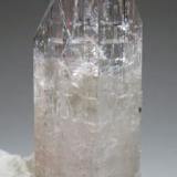 Danburita<br />Charcas, Municipio Charcas, San Luis Potosí, México<br />6,5 x 5,5 x 3 cm<br /> (Autor: Antonio Alcaide)