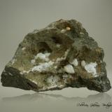 Chabazita-Ca (variedad facolita)<br />Cantera Nickel, Oberwiddersheim, Hungen, Gießen, Región Gießen, Hesse/Hessen, Alemania<br />112 x 85 x 60 mm.<br /> (Autor: Rafael Galiana)