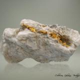 Oro<br />Filón Speranza 2, nivel 7, Monte Ciamousira, Brusson, Val d'Ayas, Valle de Aosta (Val d'Aosta), Italia<br />80 x 37 x 35 mm.<br /> (Autor: Rafael Galiana)