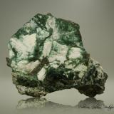 Clinocloro (variedad leuchtenbergita)<br />Mina Øvre Dypingdal, depósito Dypingdal serpentine-magnesite, Snarum, Modum, Viken, Noruega<br />84 x 71 x 38 mm.<br /> (Autor: Rafael Galiana)