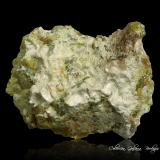 Hidrotalcita<br />Mina Øvre Dypingdal, depósito Dypingdal serpentine-magnesite, Snarum, Modum, Viken, Noruega<br />88 x 68 x 45 mm.<br /> (Autor: Rafael Galiana)