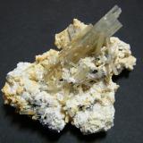 Beryl (variety aquamarine)<br />Erongo Mountain, Usakos, Erongo Region, Namibia<br />75x40x45mm<br /> (Author: Heimo Hellwig)