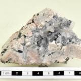 Fluorapofilita-K<br />Cantera del Lanchar del Molino (Cantera de la Dehesilla), Plutón de La Cabrera, Sieteiglesias, Loyozuela-Navas-Sieteiglesias, Comarca Sierra Norte, Comunidad de Madrid, España<br />8 x 4,5 x 3,5 cm<br /> (Autor: Ramón Jiménez)