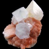 Powellite, Apophyllite-(KF), Stilbite-Ca<br />Pandulena Hills, Nashik District (Nasik), Maharashtra, India<br />84 mm x 63 mm<br /> (Author: Carles Millan)