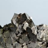 Arsenopirita<br />México<br />4,5 x 3 x 2,5 cm.<br /> (Autor: Raul S. Llorente)