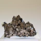 Arsenopirita<br />México<br />4,5 x 3 x 2,5 cm.<br /> (Autor: Raul S. Llorente)
