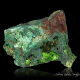 CuprosklodowskitaMina Musonoi, Kolwezi, Distrito Kolwezi, Lualaba, Cinturón de cobre de Katanga, Katanga (Shaba), República Democrática del Congo (Zaire)74 x 58 x 44 mm. (Autor: Rafael Galiana)