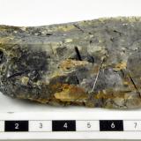 Dravita<br />Mina de la Cabeza de Rullueco, Horcajo de la Sierra, Madrid<br />7,5 x 4 x 3 cm.<br /> (Autor: Ramón Jiménez)