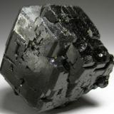 Andradita<br />Región Kayes, Mali<br />5,5 x 5 x 4,5 cm<br /> (Autor: Antonio Alcaide)
